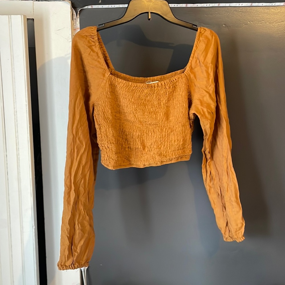 Crop long sleeve tee